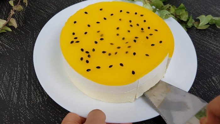 Bánh Mousse Chanh Dây